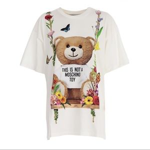 NWT Moschino Oversized T Shirt